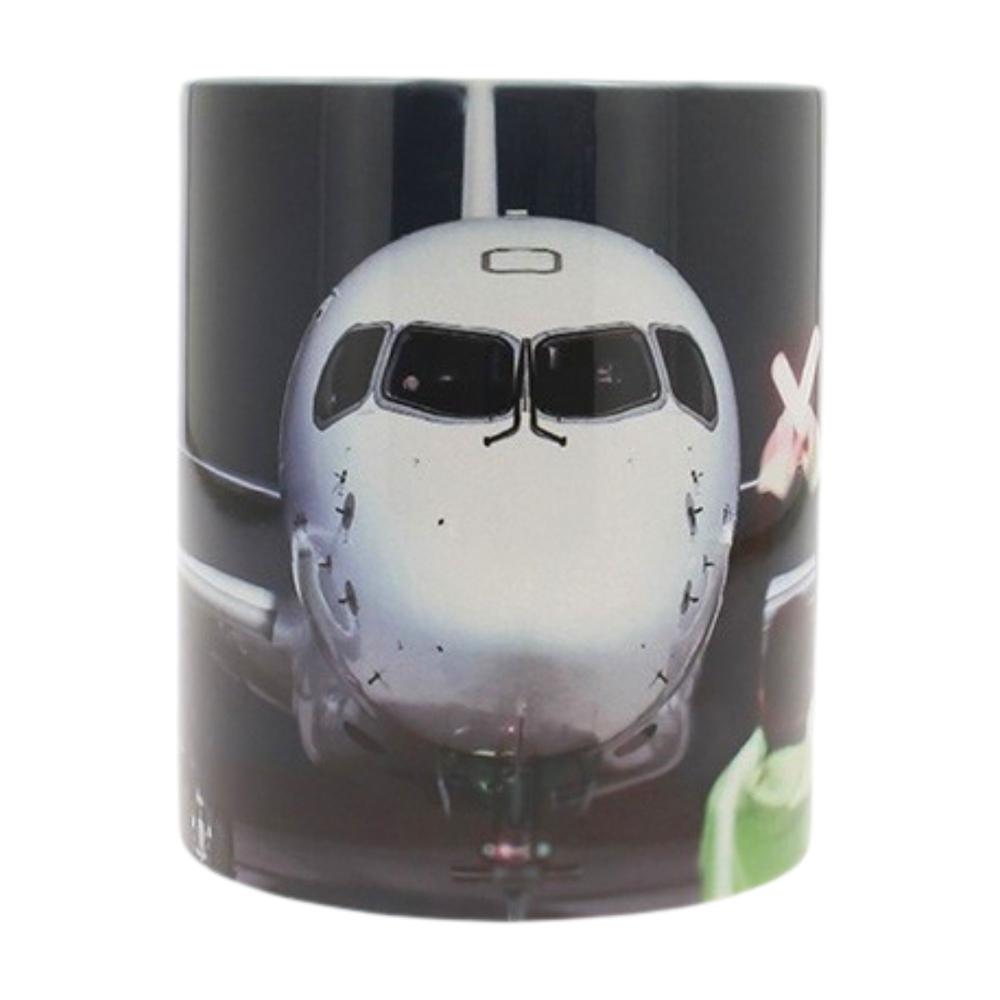 Preview: Airbus A220 Tasse