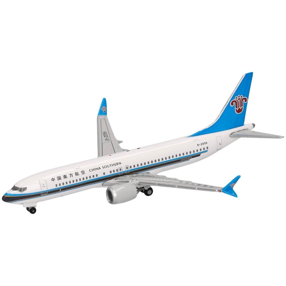 Preview: Herpa Wings Flugzeugmodell China Southern Airlines Boeing 737 Max 8 (1:500)