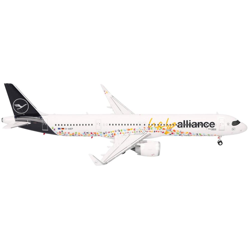 Herpa Wings Flugzeugmodell Lufthansa Airbus A321neo 