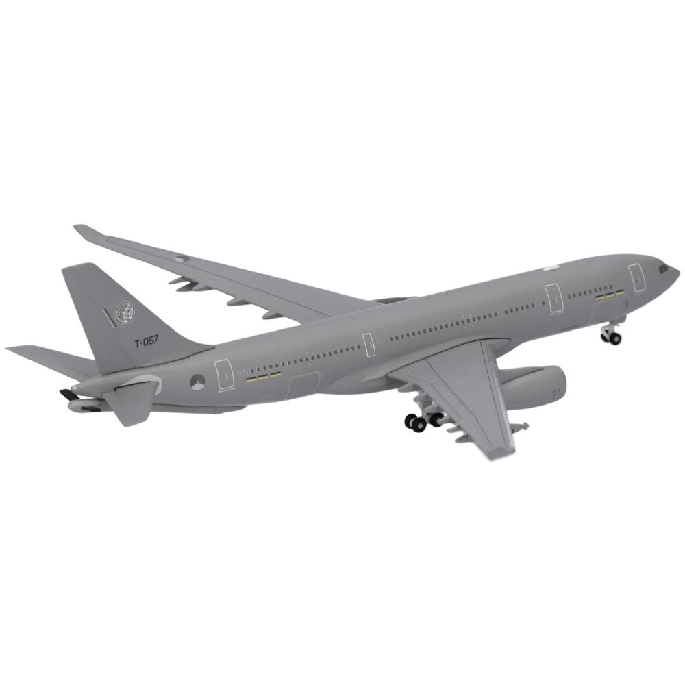 Preview: Herpa Wings Flugzeugmodell NATO Multinational Multirole Tanker Unit (MMU) Airbus A330 MRTT 