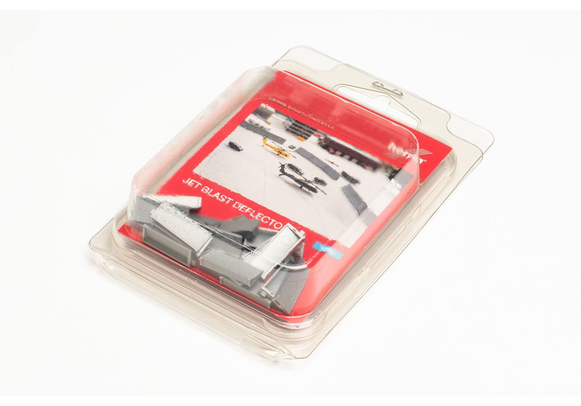 Jet Blast Deflectors Set 1:500 Herpa