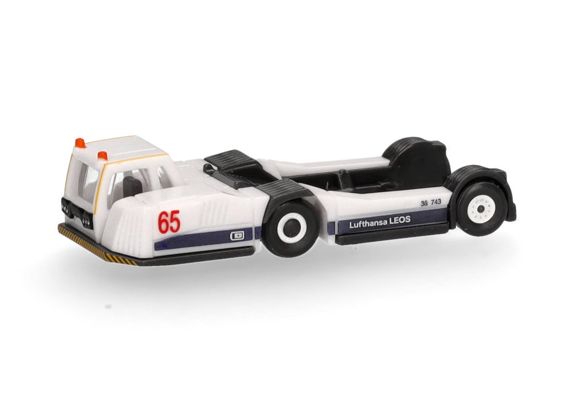 Herpa Scenix Lufthansa LEOS Goldhofer AST-2 Zugfahrzeug (1:200)