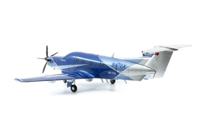 Arwico ACE Pilatus PC-12 NGX HB-FQI (1:72)