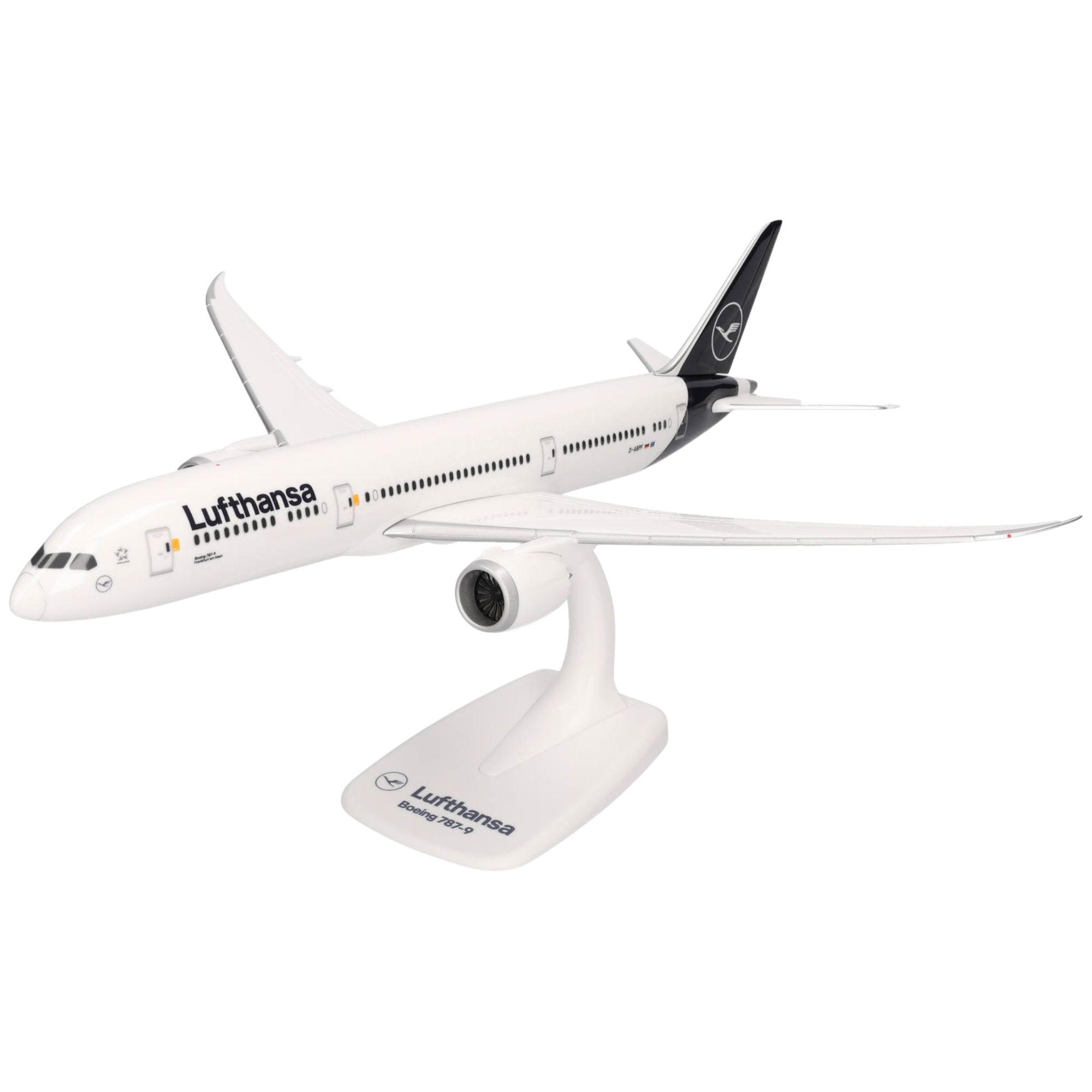 Herpa Snap-Fit Flugzeugmodell Lufthansa Boeing 787-9 Dreamliner D-ABPF (1:200)