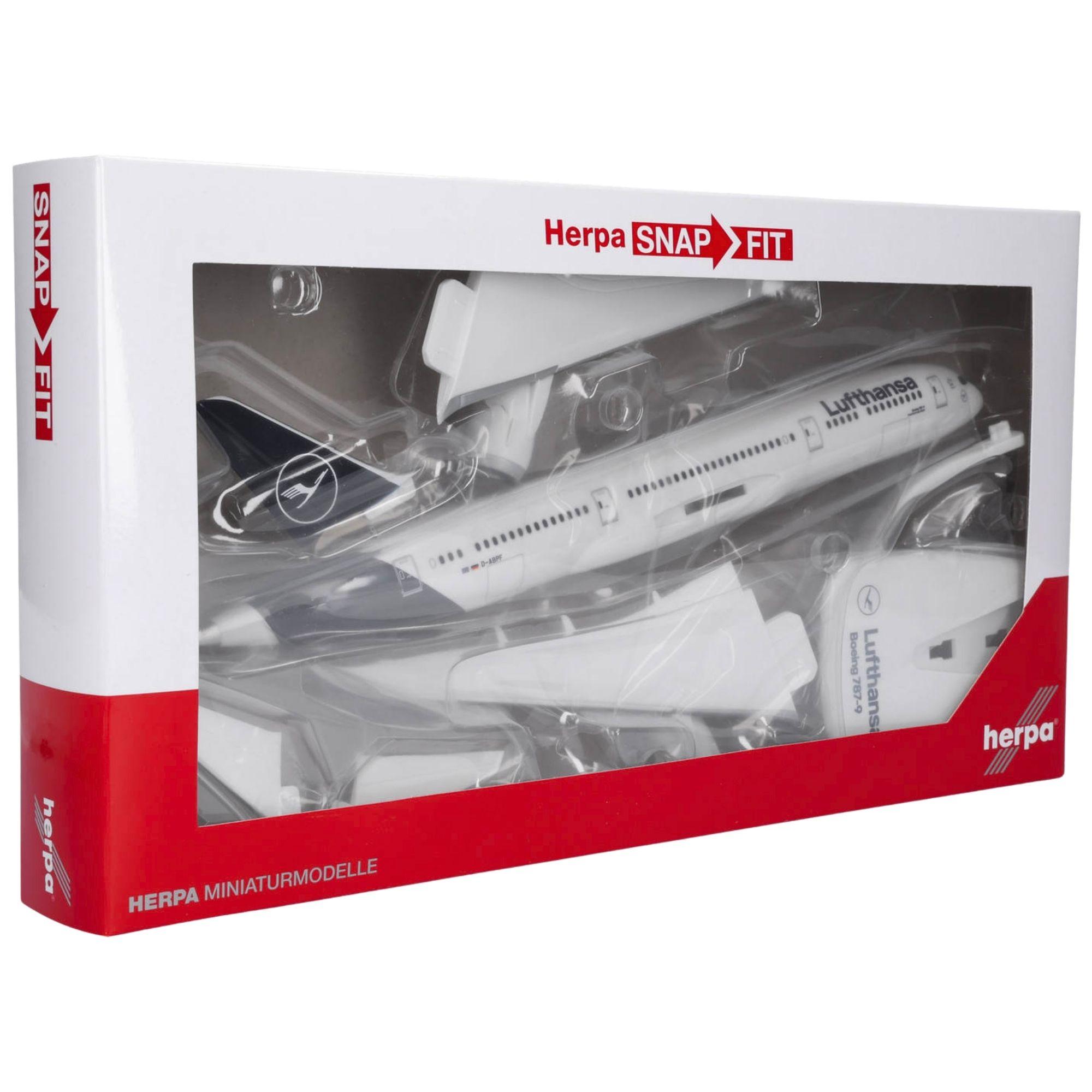 Herpa Snap-Fit Flugzeugmodell Lufthansa Boeing 787-9 Dreamliner D-ABPF (1:200)
