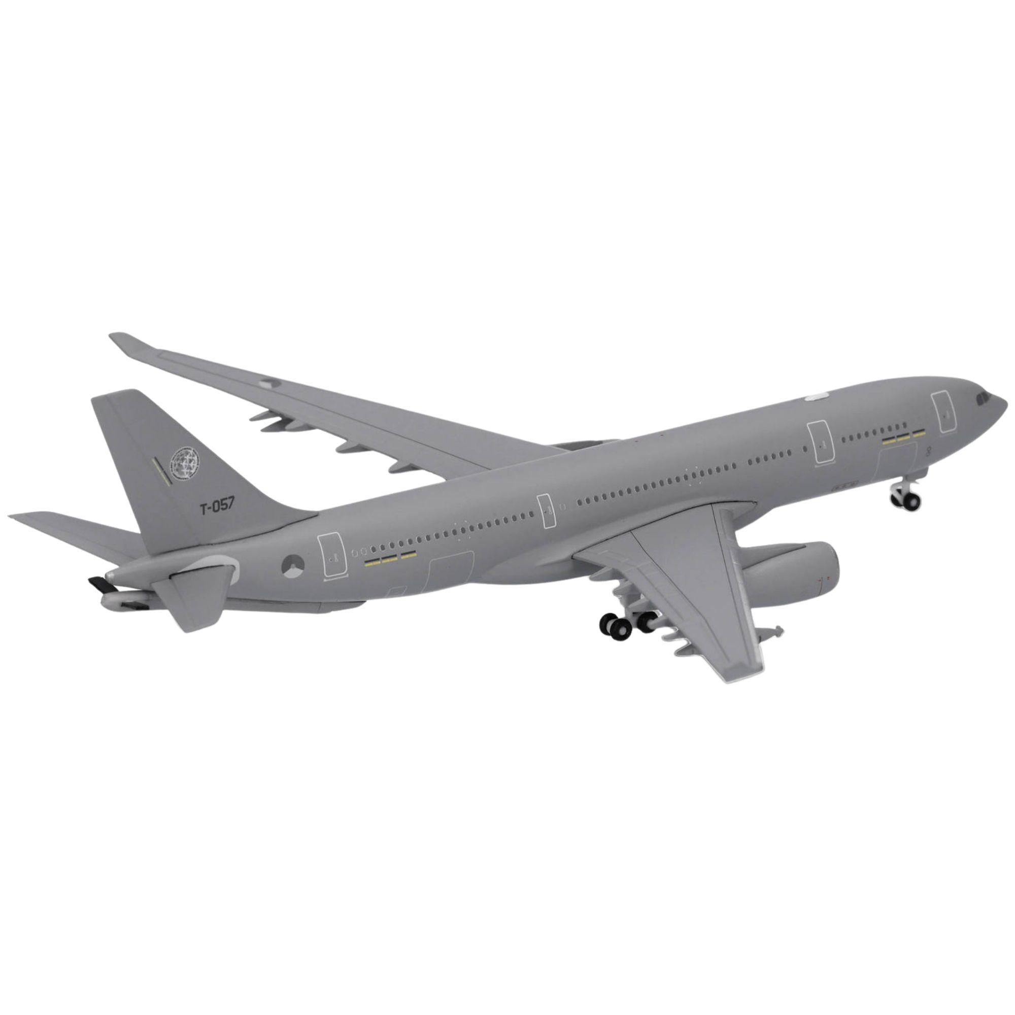 Herpa Wings Flugzeugmodell NATO Multinational Multirole Tanker Unit (MMU) Airbus A330 MRTT "Eindhoven Air Base" (1:500)