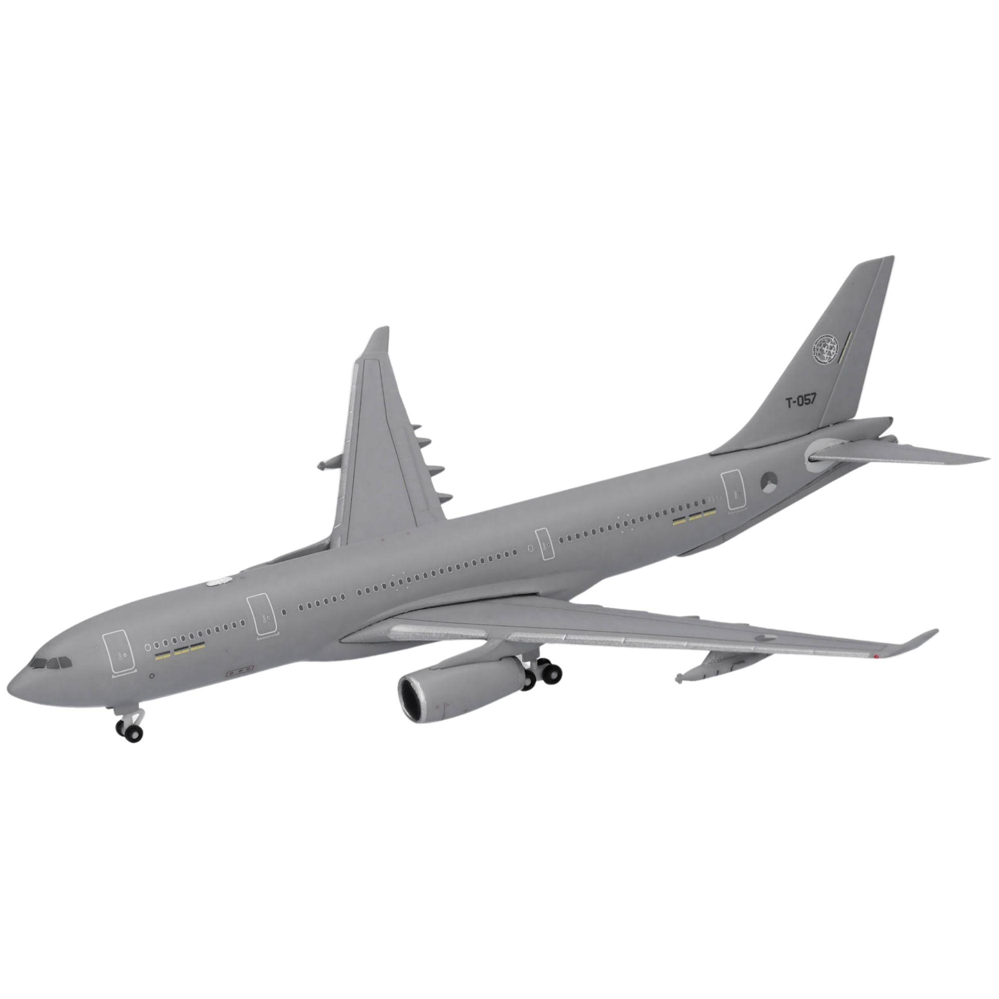 Herpa Wings Flugzeugmodell NATO Multinational Multirole Tanker Unit (MMU) Airbus A330 MRTT "Eindhoven Air Base" (1:500)