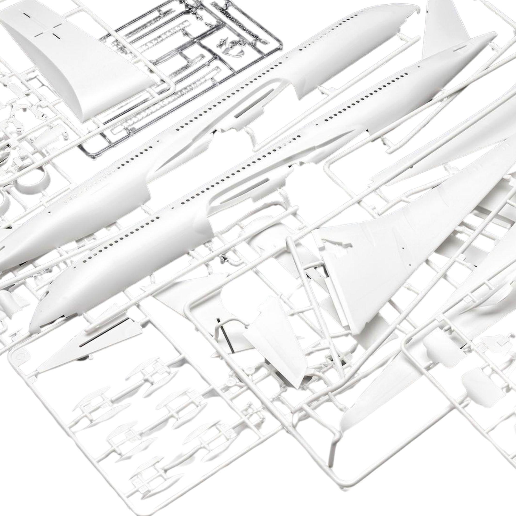 Revell Modellbausatz Turkish Airlines Airbus A350-900 (1:144)